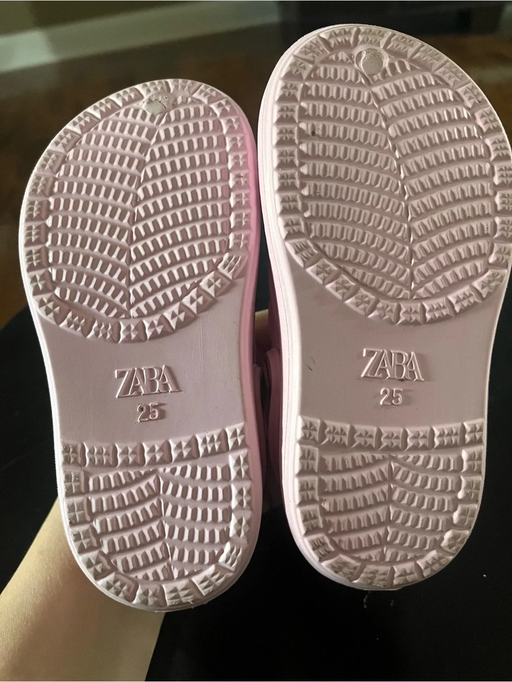 Zara Pink Kids Hello Kitty Clog Sandals